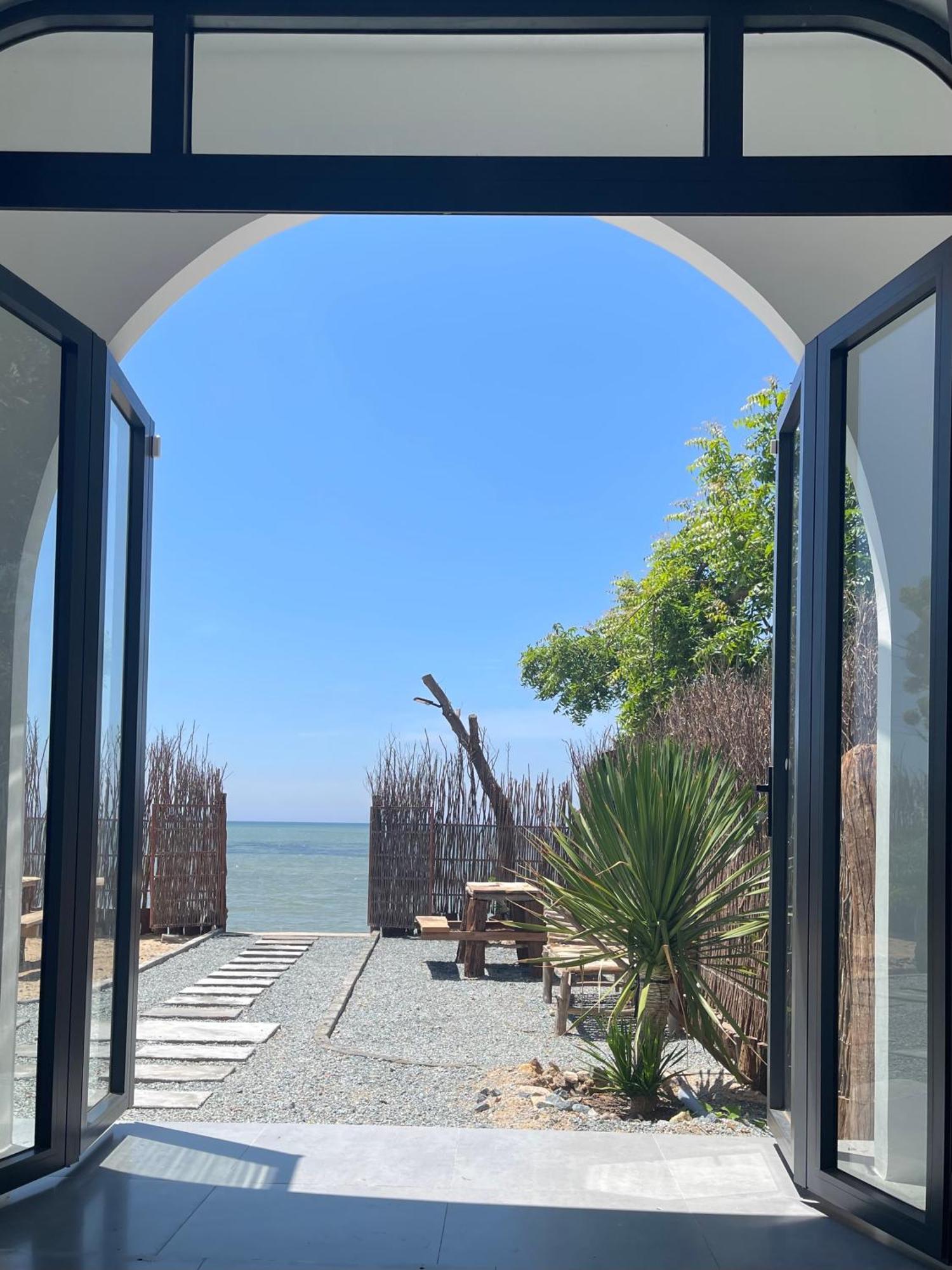 My Hoa Oceanfront Home Ap My Hai エクステリア 写真